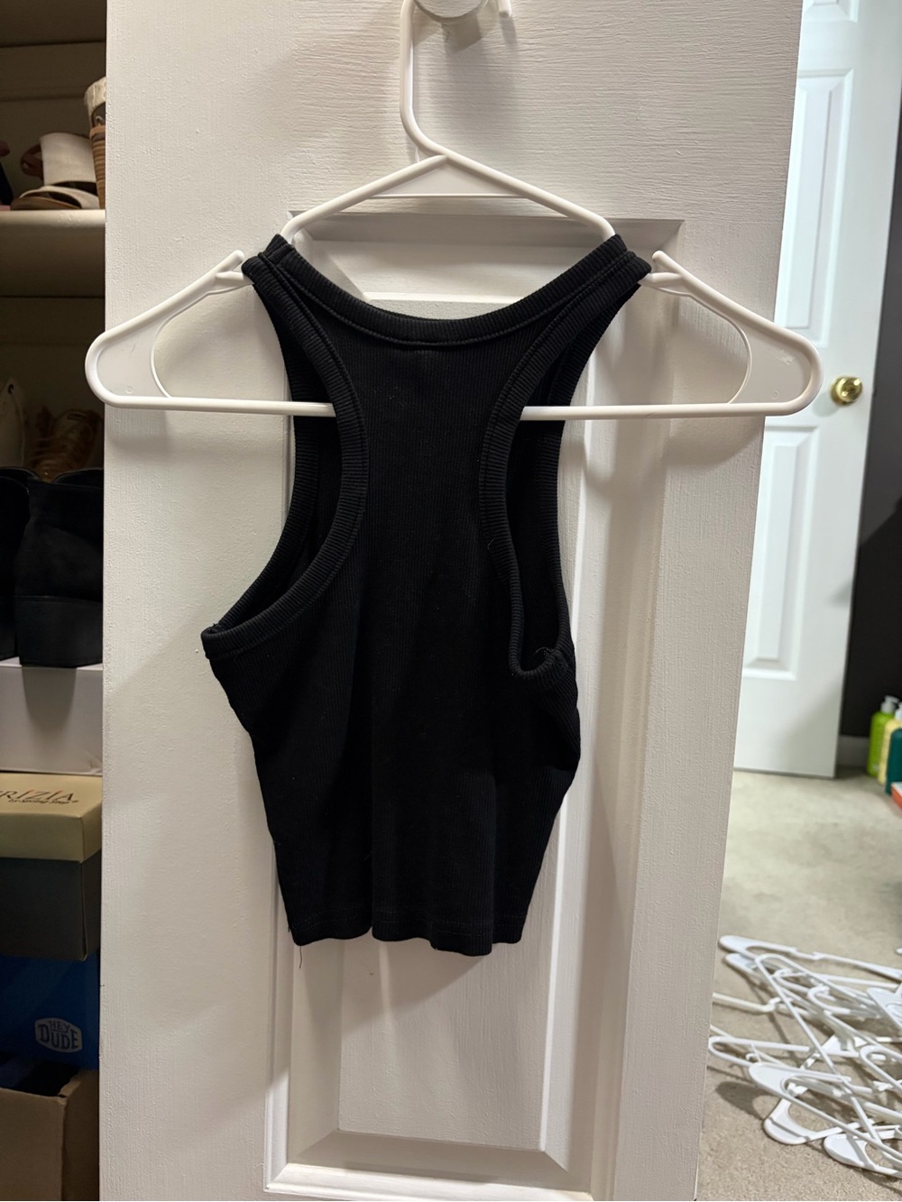 H&M Black Ribbed Racerback Crop Tank - Picture 2 of 3